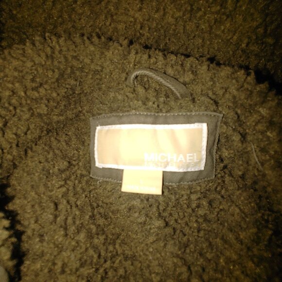 Michael Kors Hooded Parka Coat Size Large Olive Faux Fur Trim Sherpa Lining - Picture 5 of 14